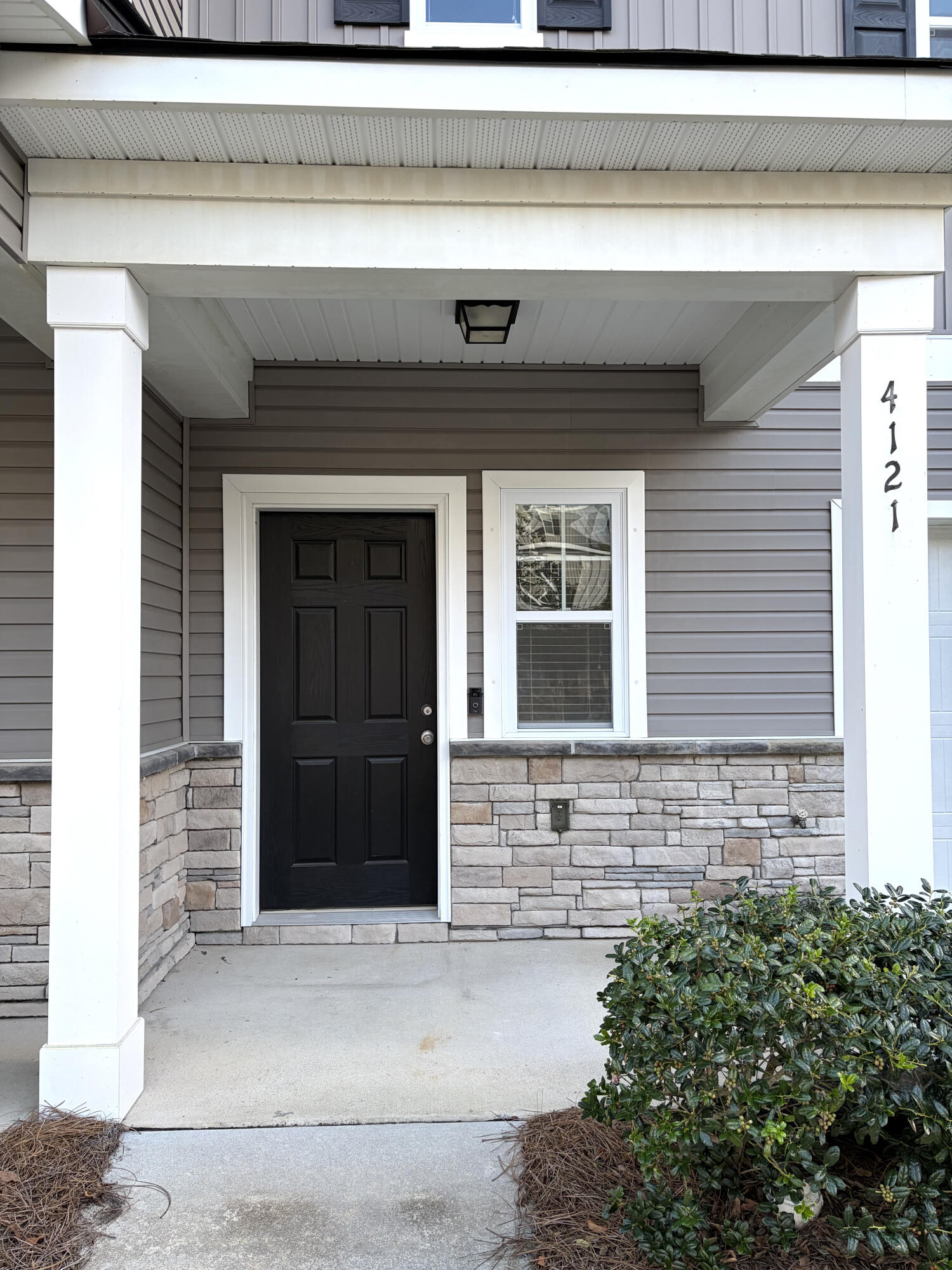 4121 Rigsby Lane
