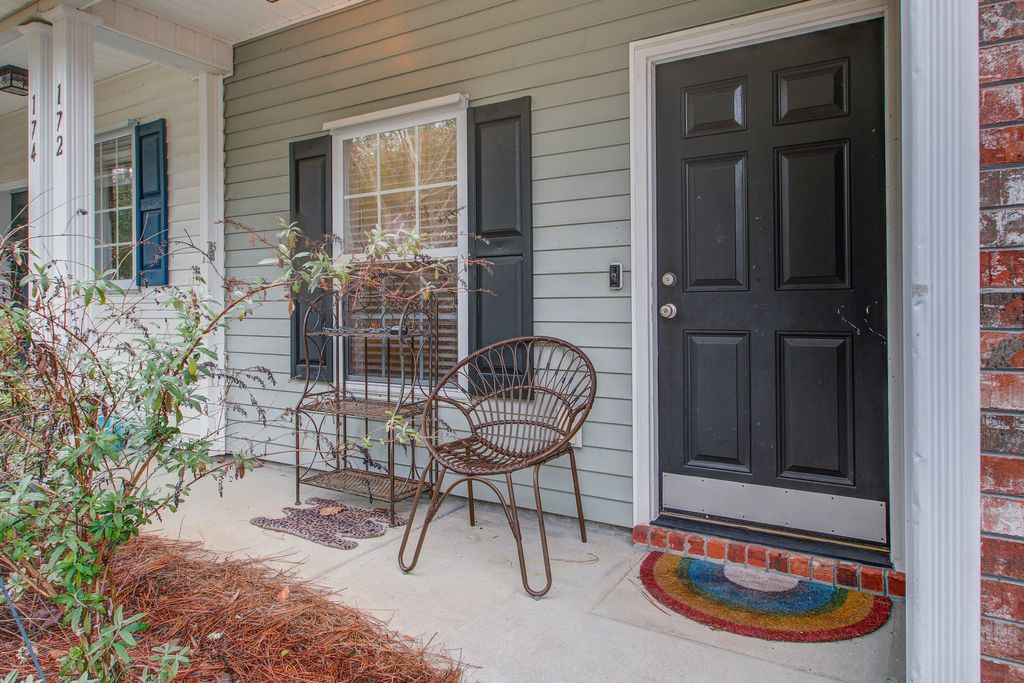 Photo of 172 Dorothy Drive, Charleston, SC 29414 (MLS # 26003657)