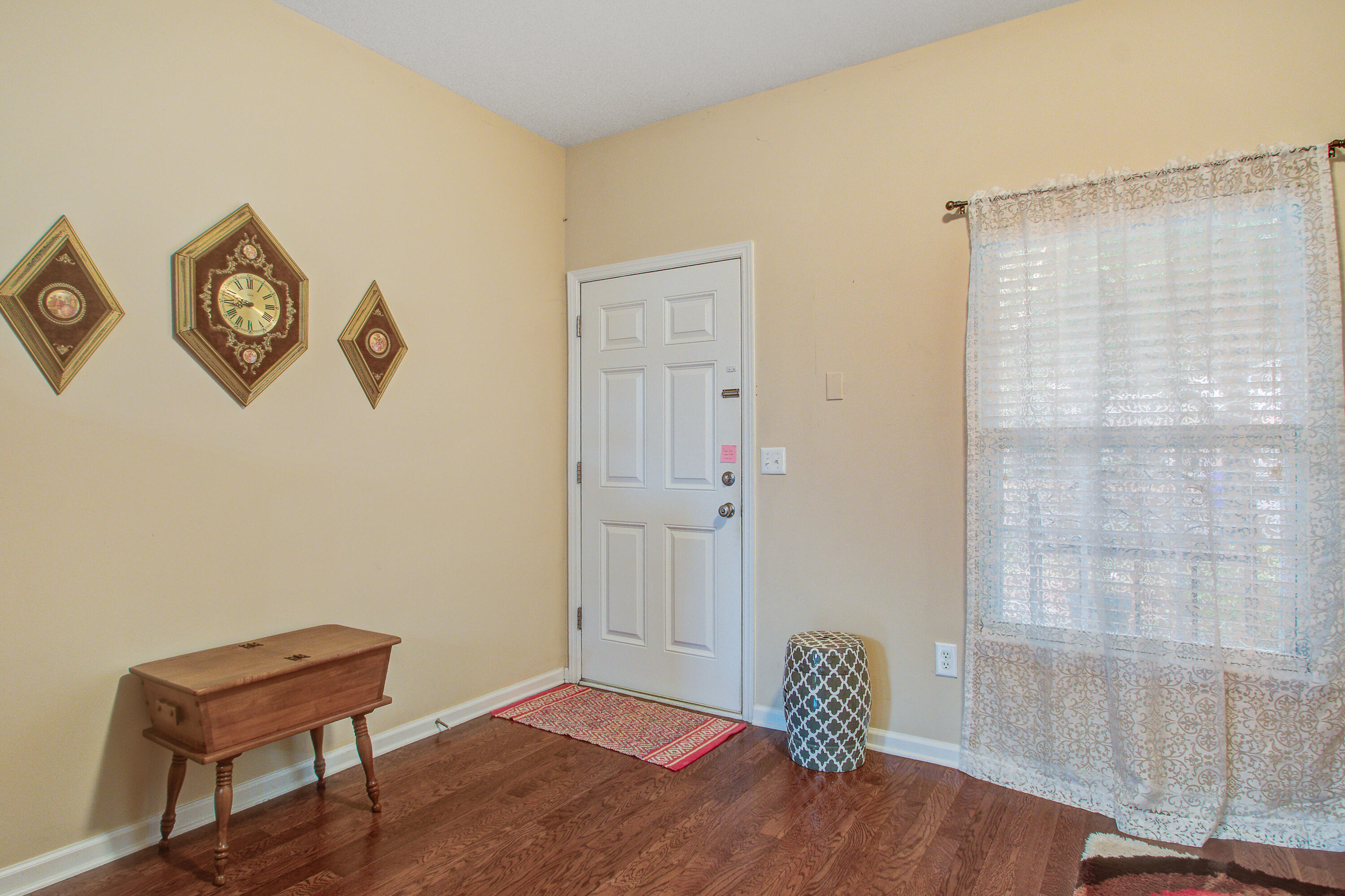 172 Dorothy Drive