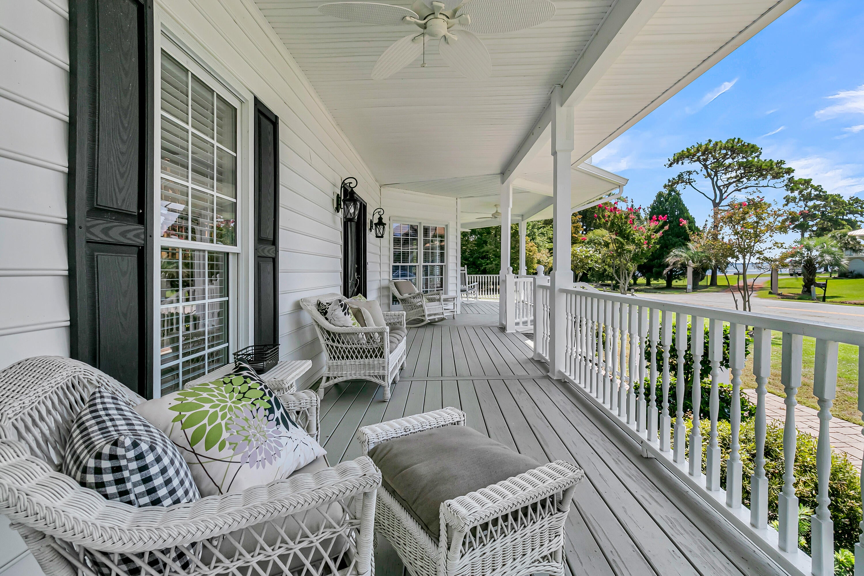 1232 Longpoint Road