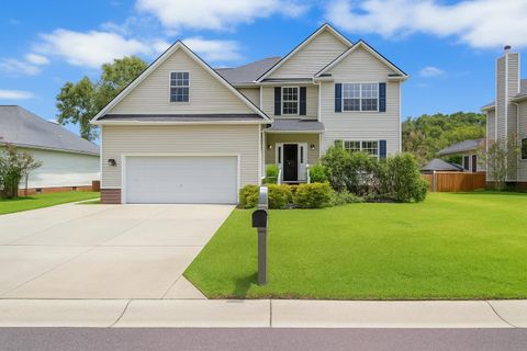 Photo of 1959 N Smokerise Way, Mount Pleasant, SC 29466 (MLS # 25022519)