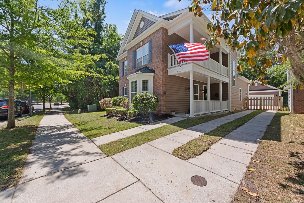 Photo of 1439 Roustabout Way, Charleston, SC 29414 (MLS # 26011611)
