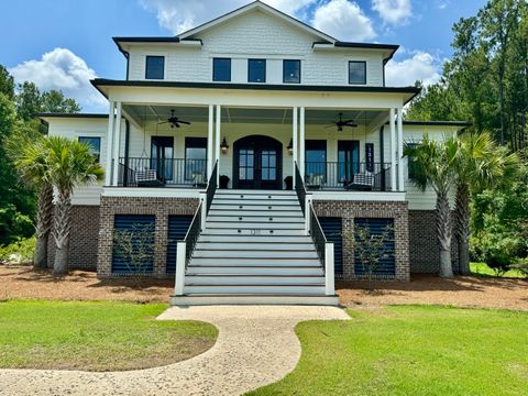 A home in Moncks Corner