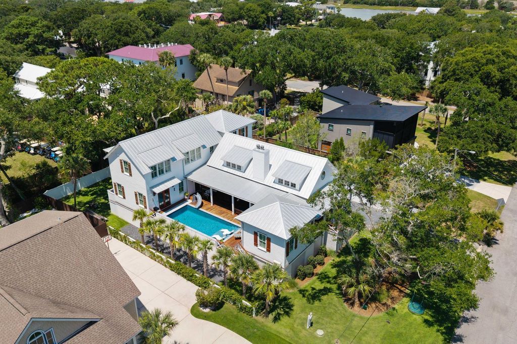 Photo of 33 27th Avenue, Isle of Palms, SC 29451 (MLS # 26004298)