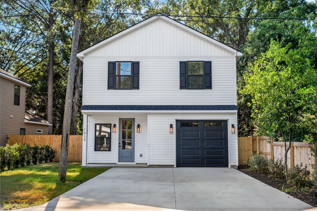 Photo of 1939 Clement Avenue, North Charleston, SC 29405 (MLS # 25027044)