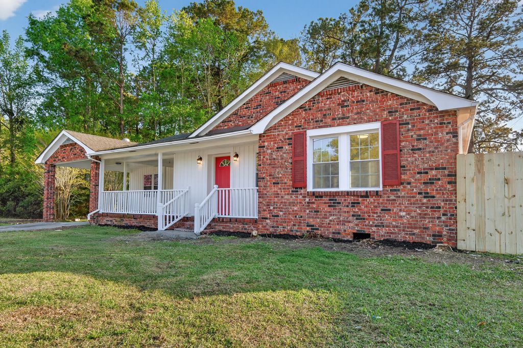 Photo of 3431 Highmarket Street, Georgetown, SC 29440 (MLS # 26008822)