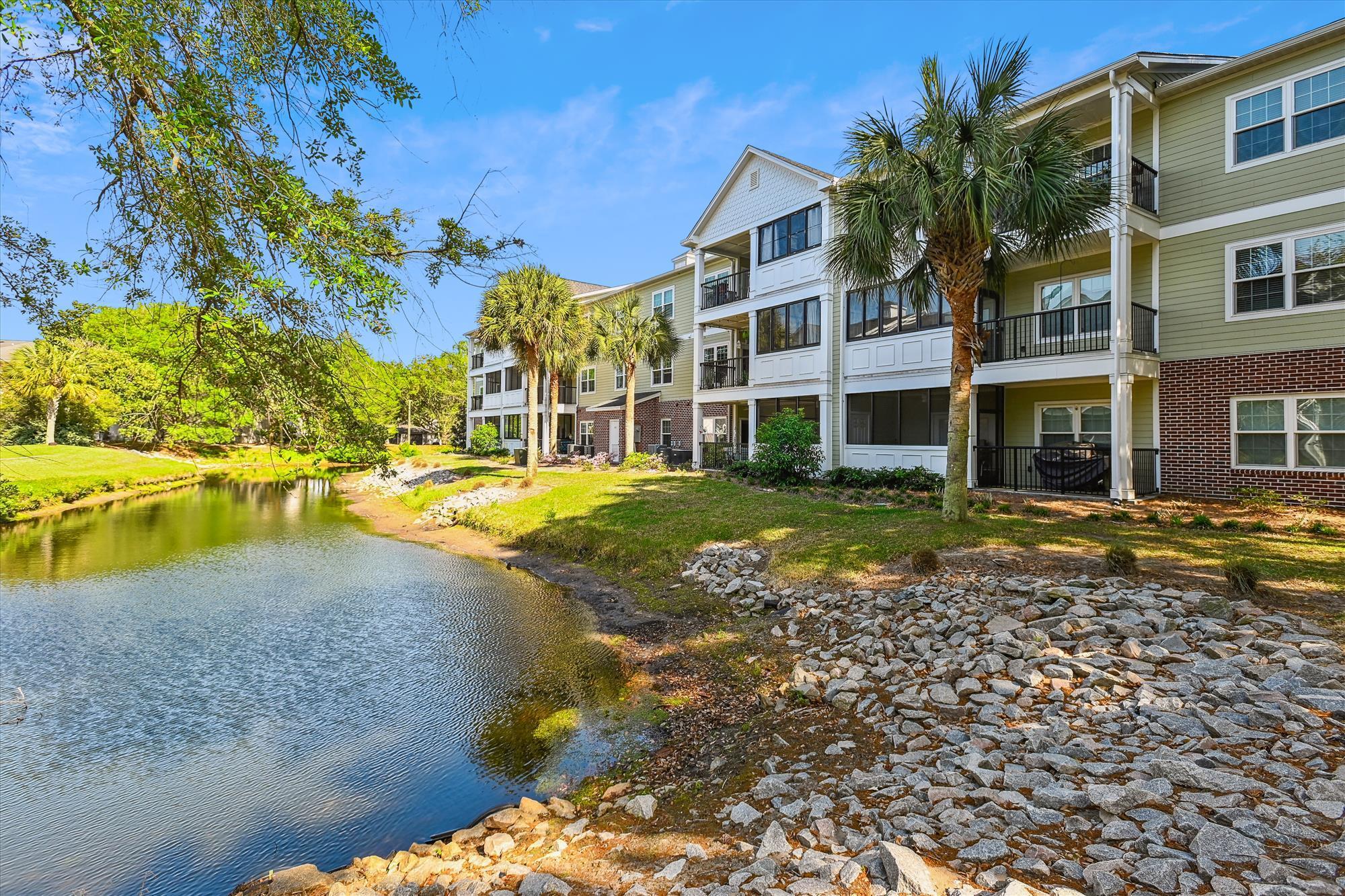 1025 Riverland Woods Place 1008