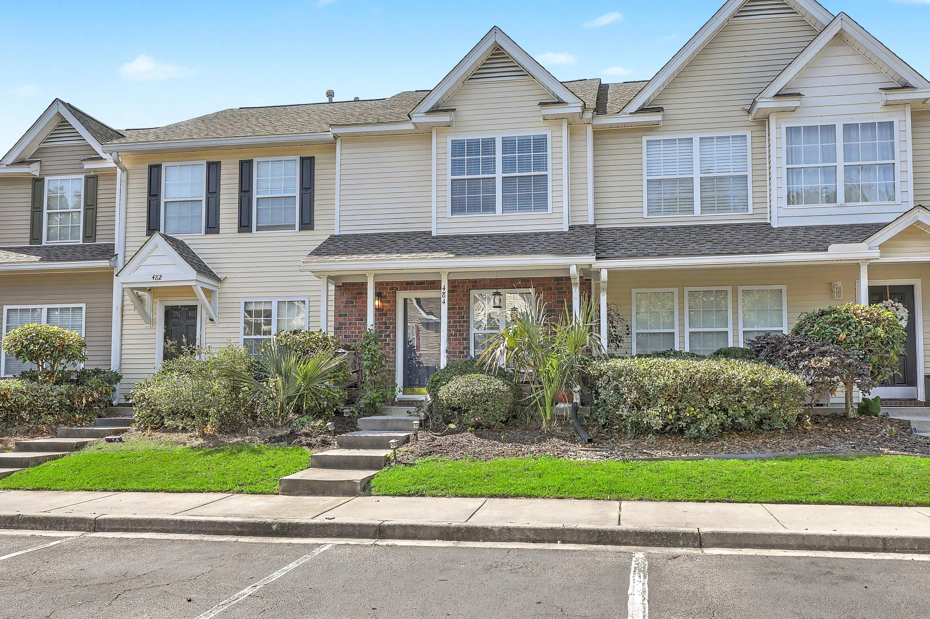 484 Doane Way, Wando, SC, 29492