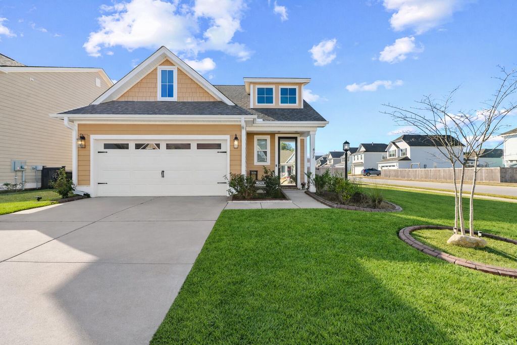 Photo of 677 Black Pine Road, Moncks Corner, SC 29461 (MLS # 26003120)