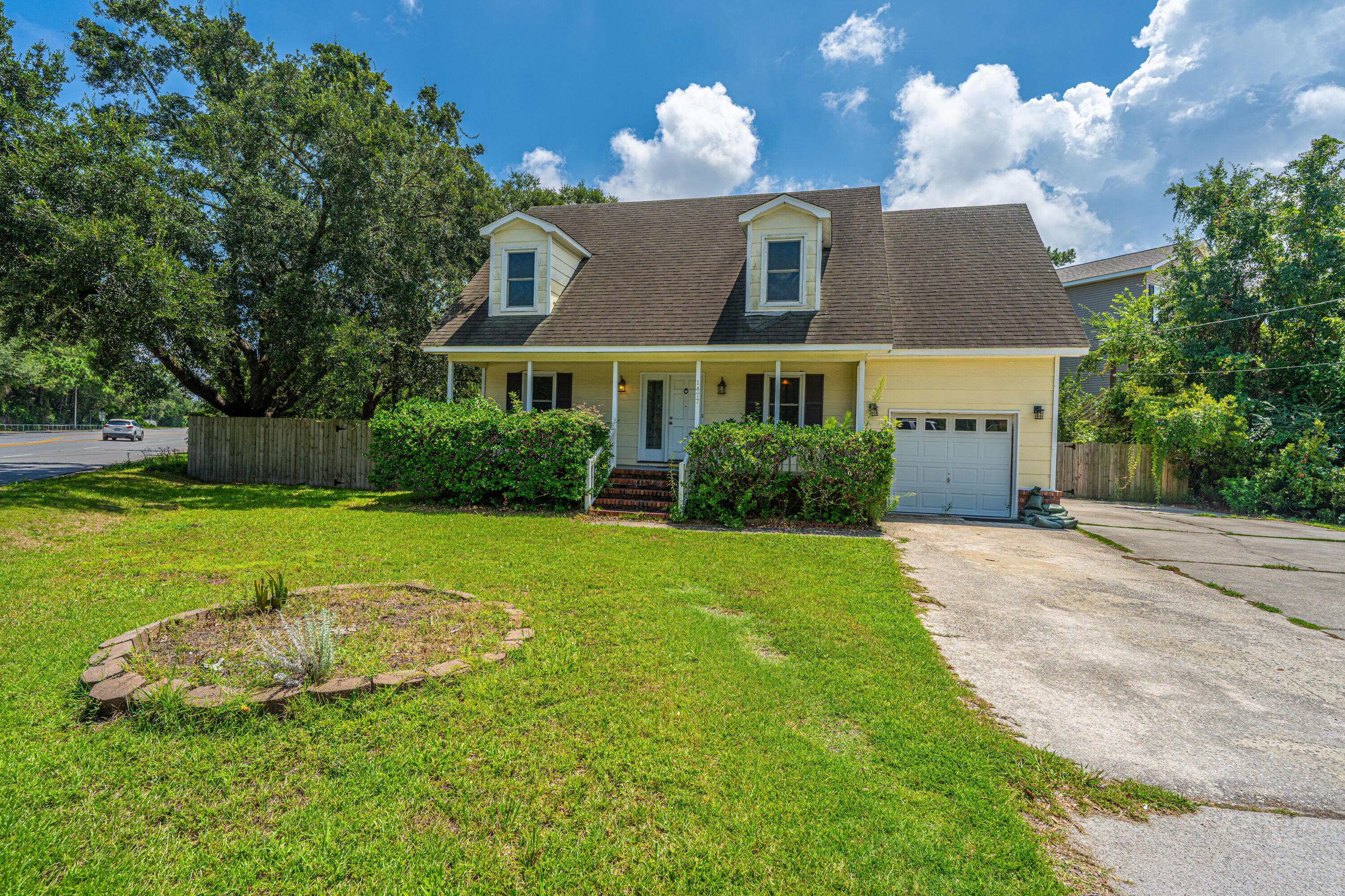 1477 Theresa Drive