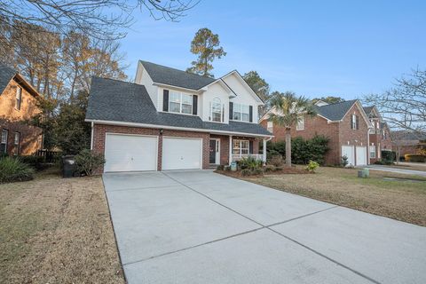 A home in North Charleston