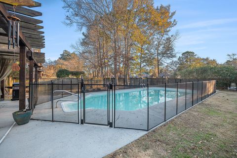 A home in North Charleston