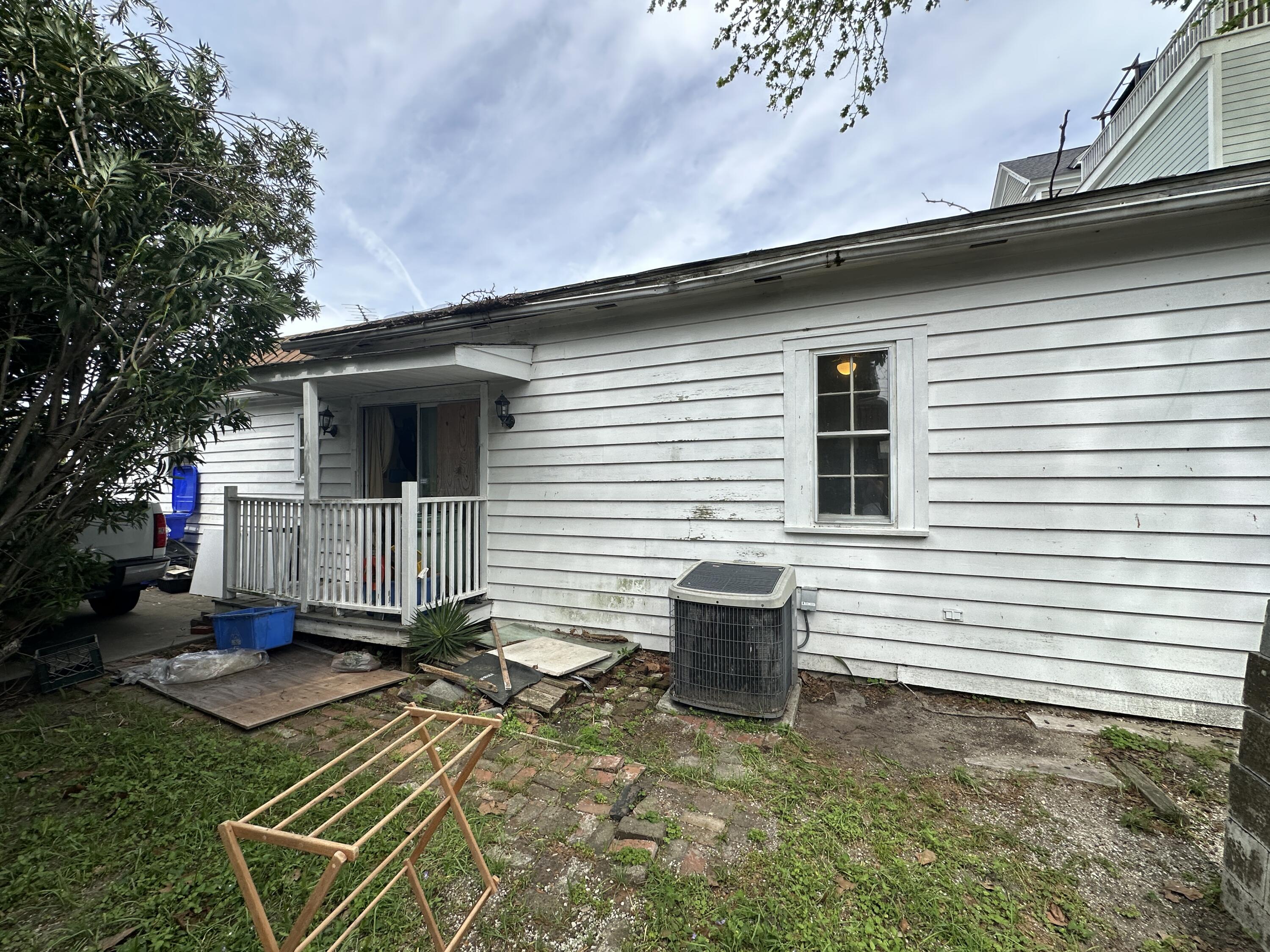 227/229/3 Fishburne/Woodall Street