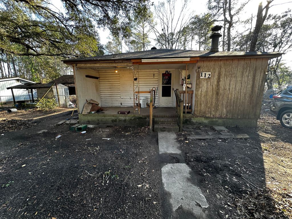 Photo of 112 Emmett Lane, Moncks Corner, SC 29461 (MLS # 26002320)