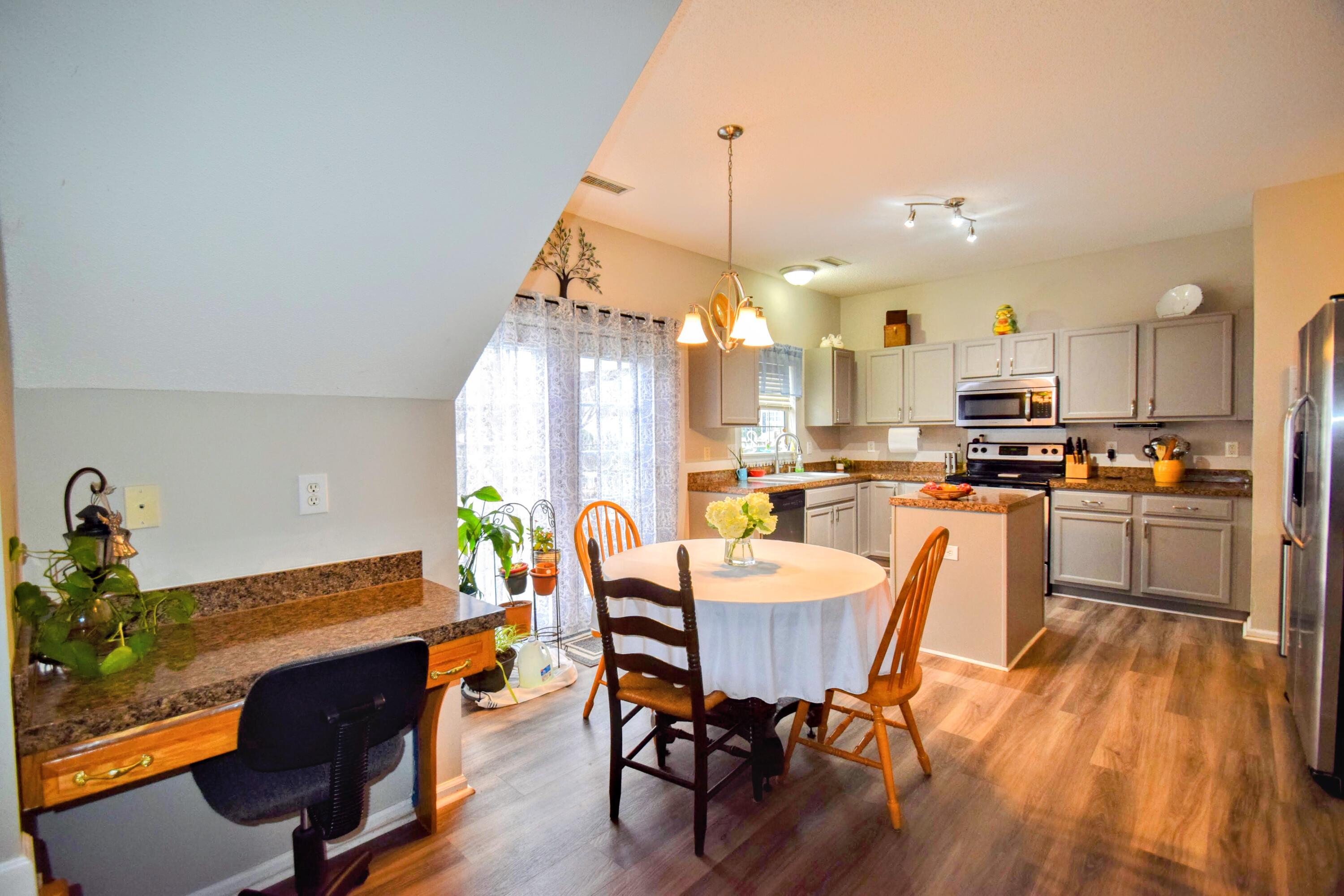 4079 Laurelwood Drive