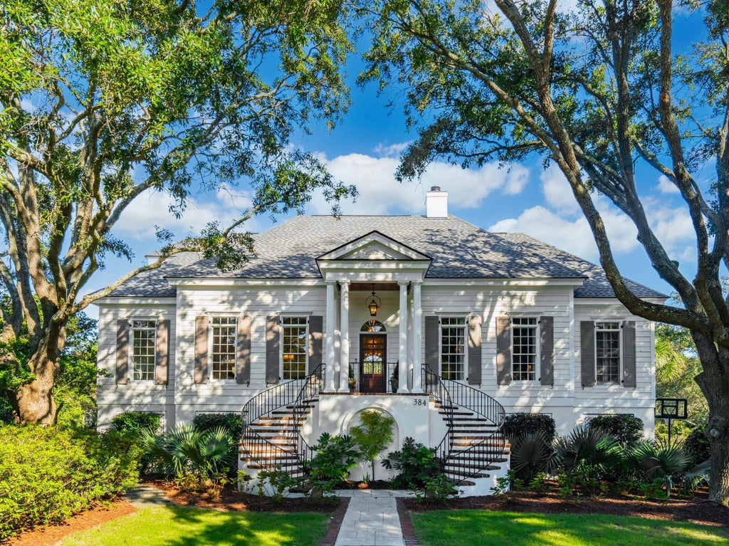Photo of 384 Overseer Place, Mount Pleasant, SC 29464 (MLS # 26028240)