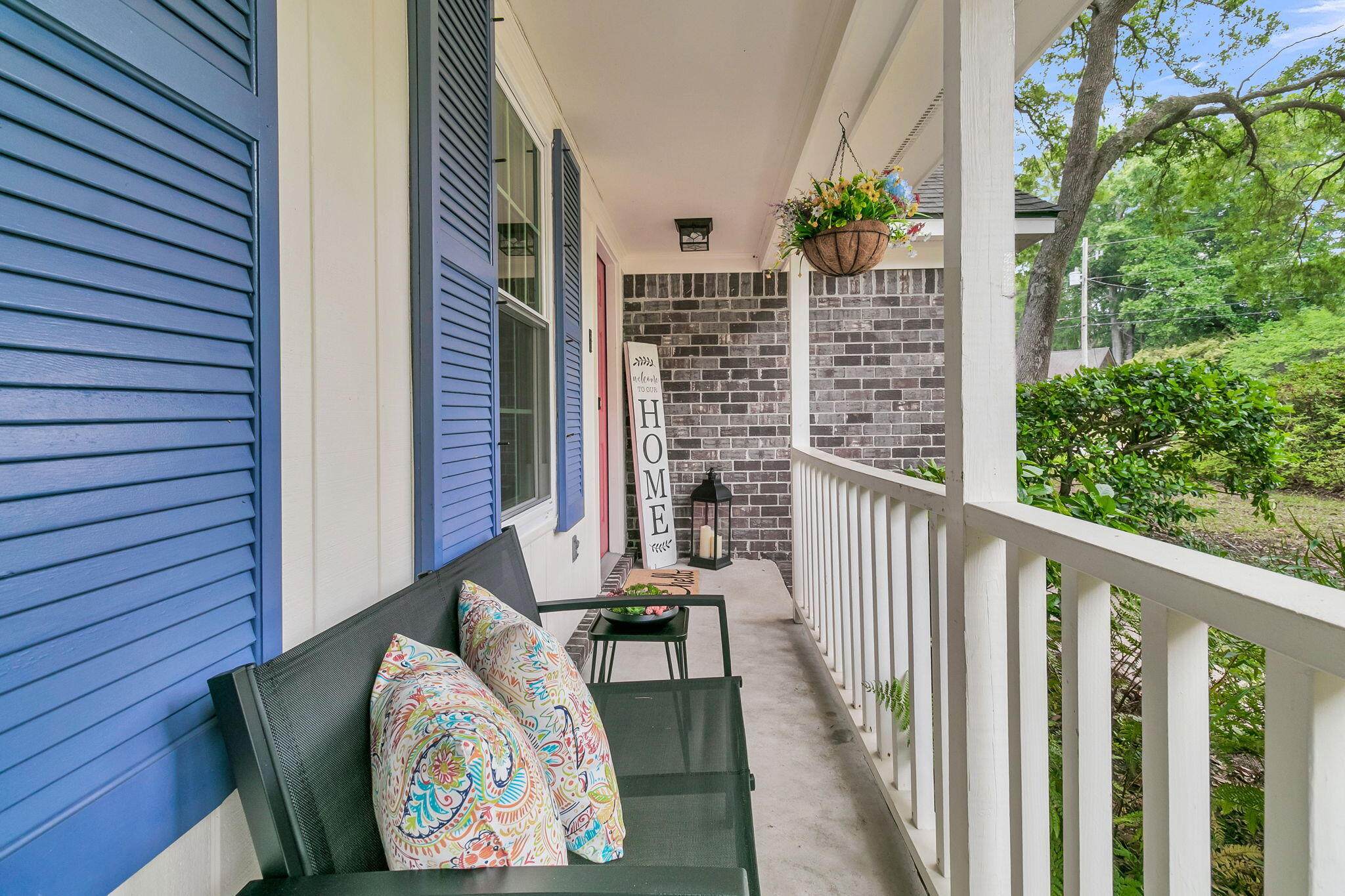1507 Kentwood Circle
