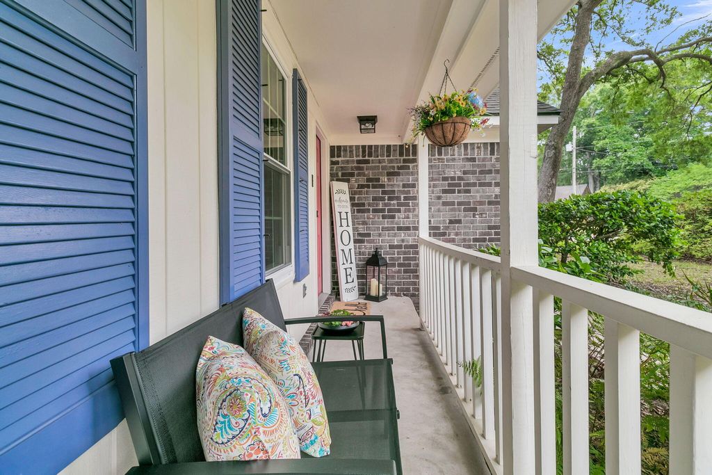 Photo of 1507 Kentwood Circle, Charleston, SC 29412 (MLS # 26013391)