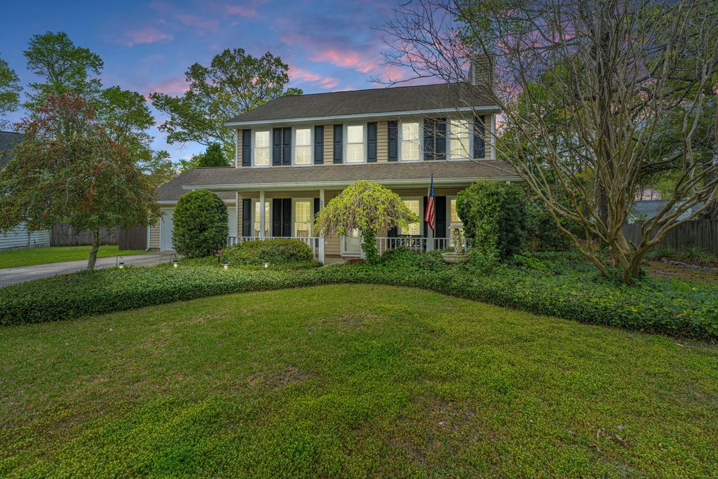 Photo of 2228 Rivermont Place, Charleston, SC 29414 (MLS # 26008395)