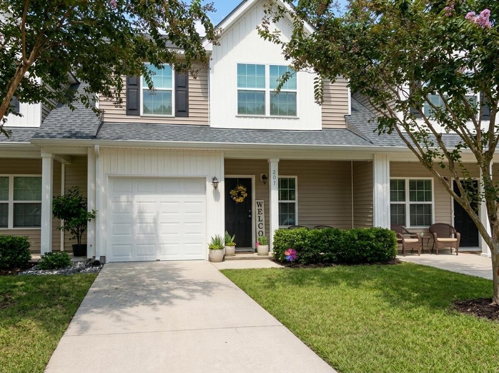 Photo of 207 Buchanan Circle, Goose Creek, SC 29445 (MLS # 26025145)