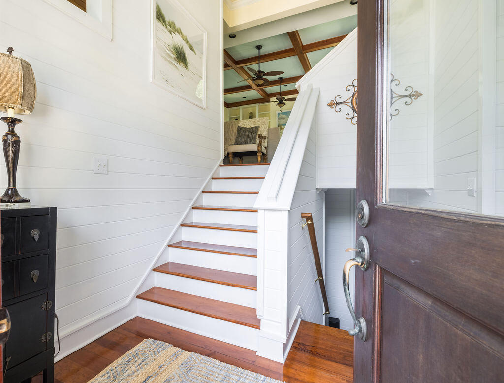 24 Beachwood West
