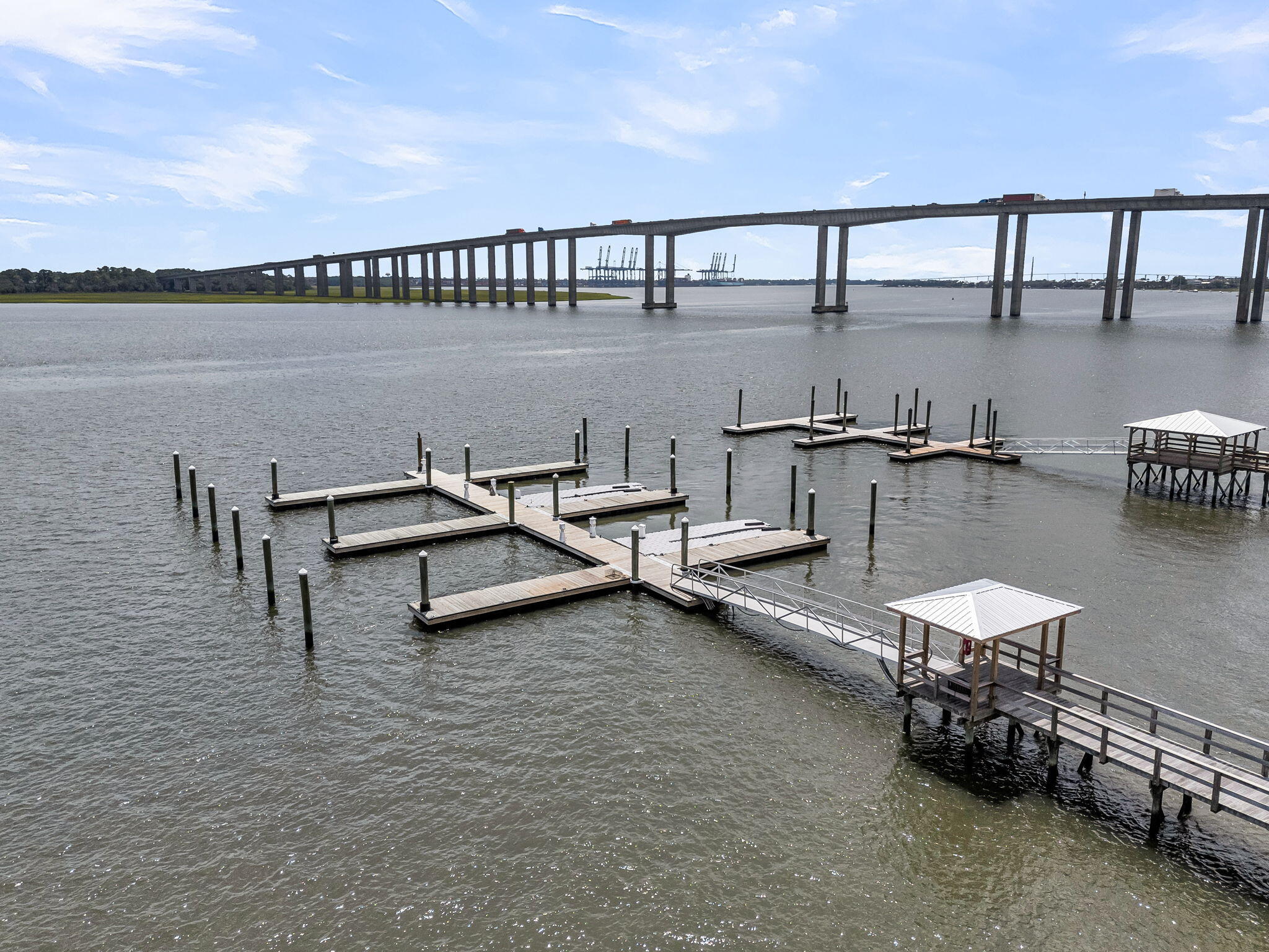 108 Fairbanks Oak Alley 402