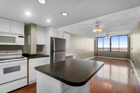 Photo of 14 Lockwood Drive #4 L, Charleston, SC 29401 (MLS # 25030286)