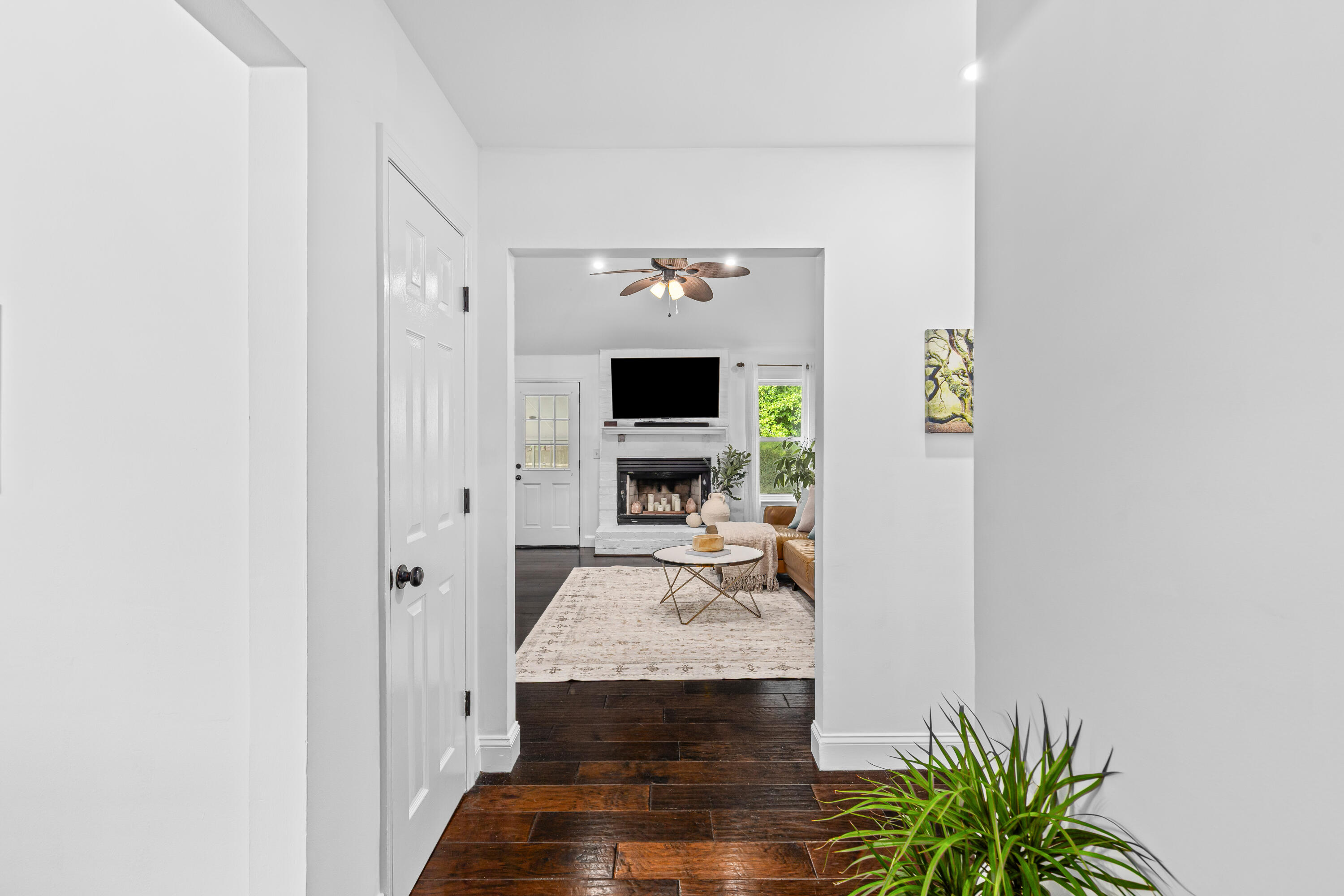 1535 Kentwood Circle