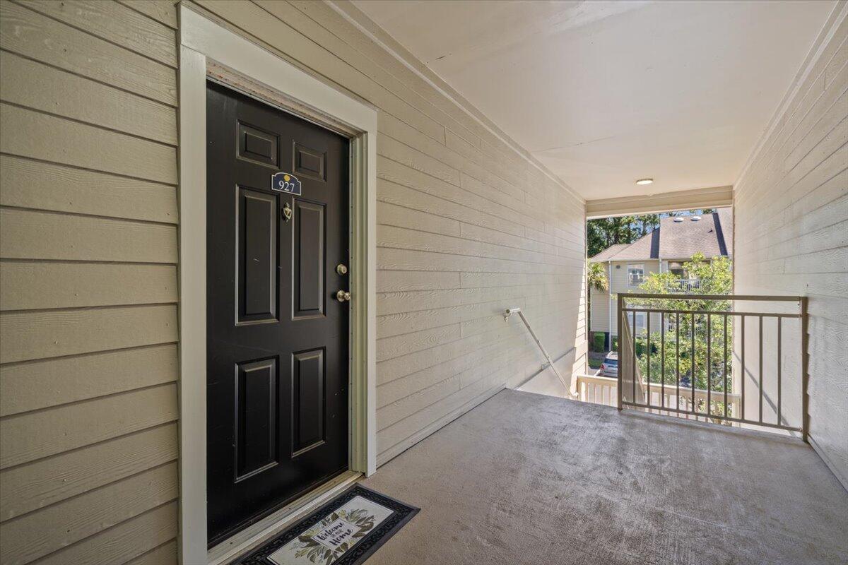 1600 Long Grove Drive 927