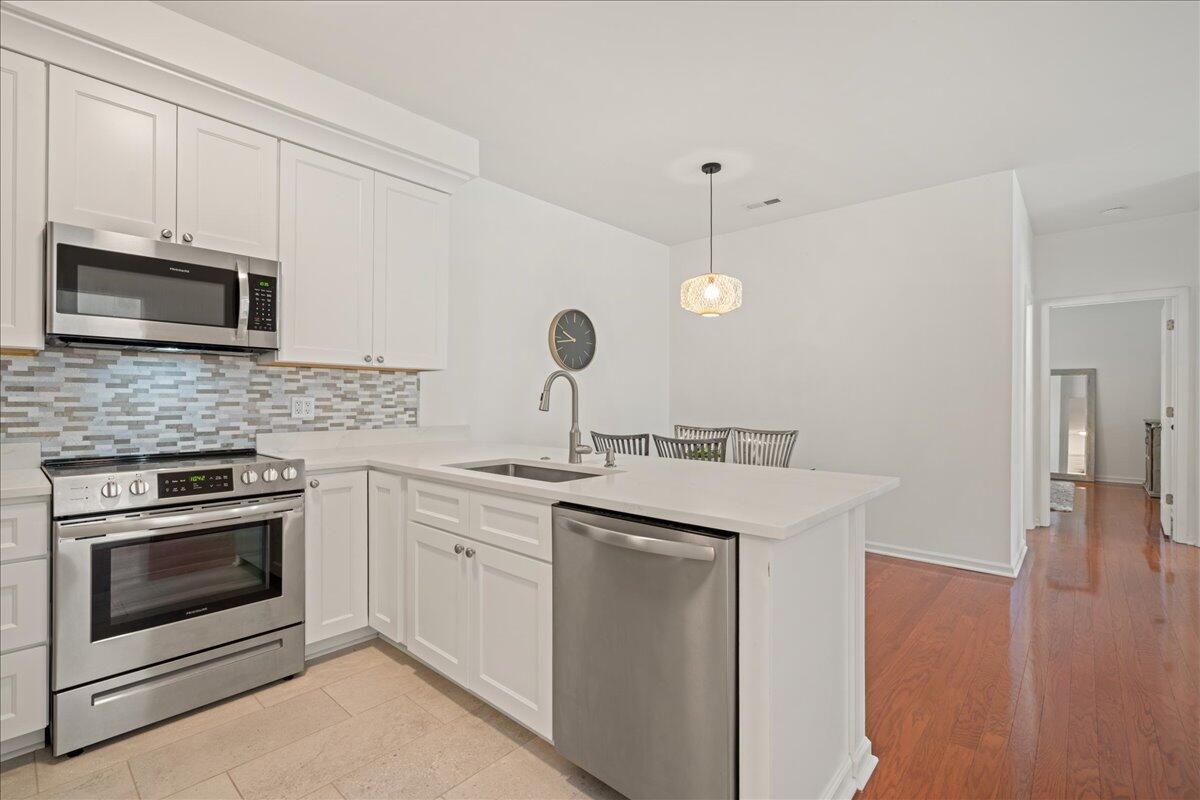 1600 Long Grove Drive 927