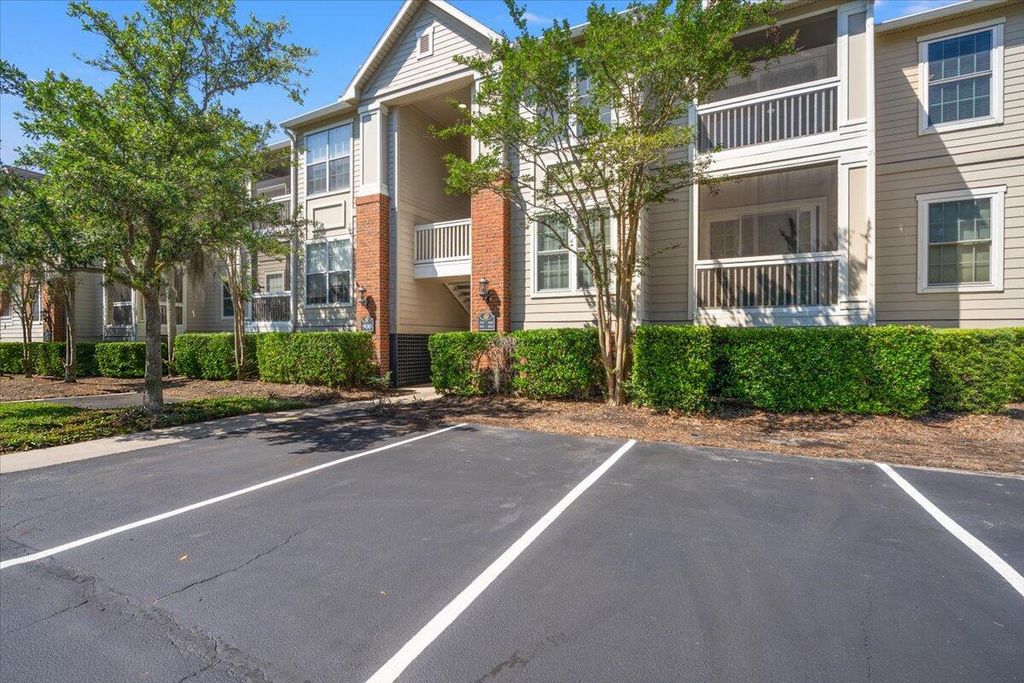 Photo of 1600 Long Grove Drive #927, Mount Pleasant, SC 29464 (MLS # 26017079)