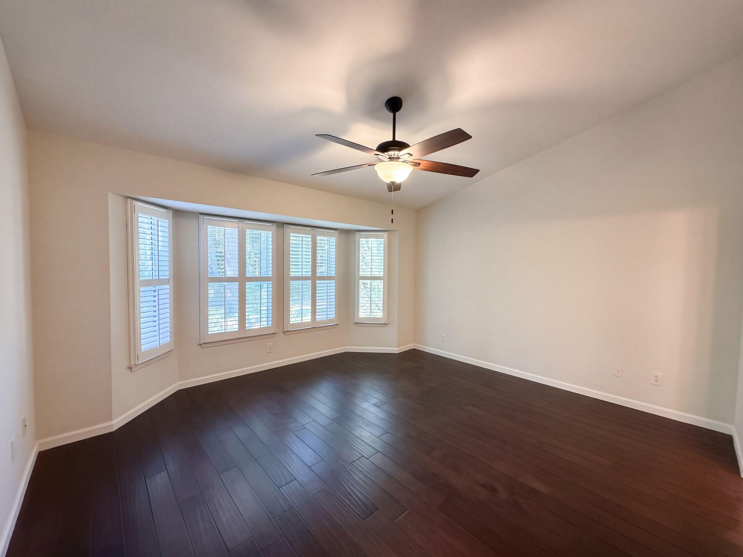 580 Pointe Of Oaks Road