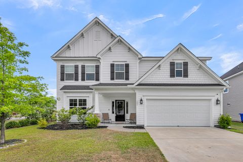 Photo of 1005 Saltwater Circle, Johns Island, SC 29455 (MLS # 26012125)