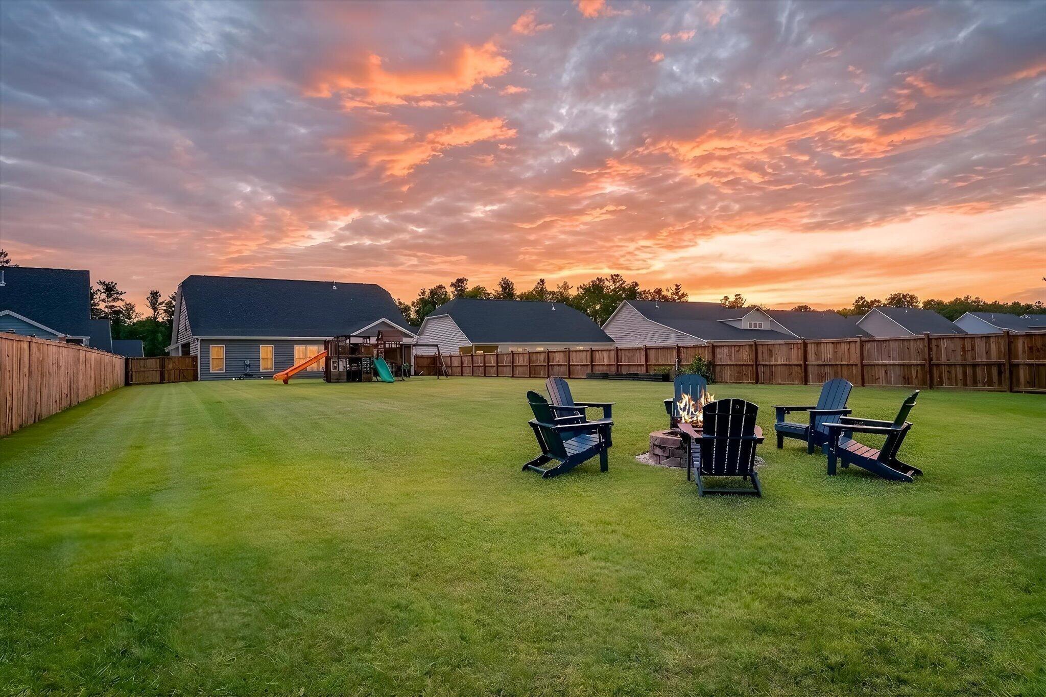 205 Huguenot Trail