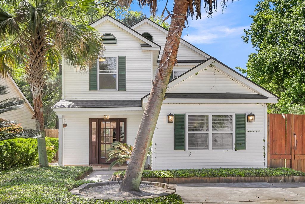 Photo of 2407 Castlereagh Road, Charleston, SC 29414 (MLS # 26009555)