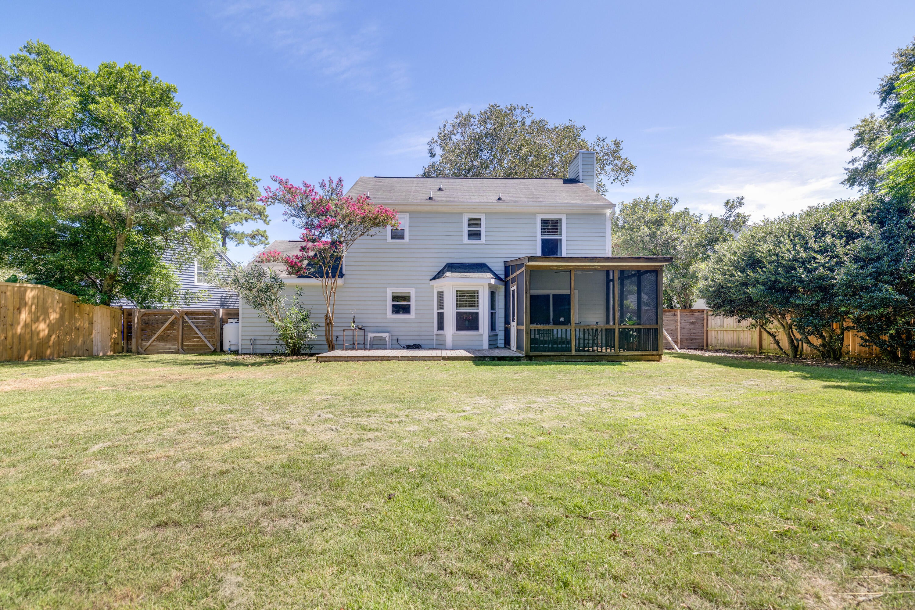 1427 Oaklanding Road