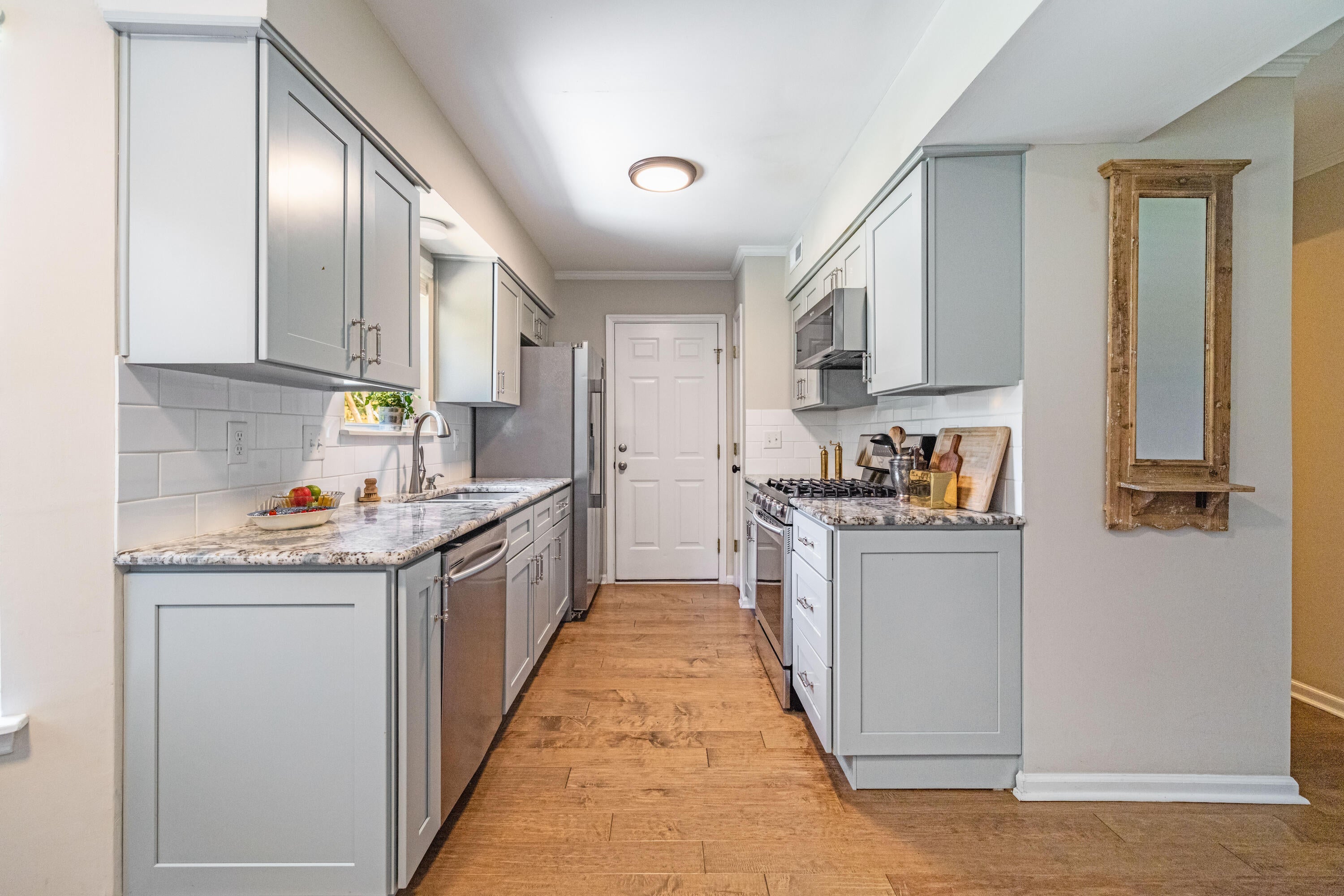 1427 Oaklanding Road