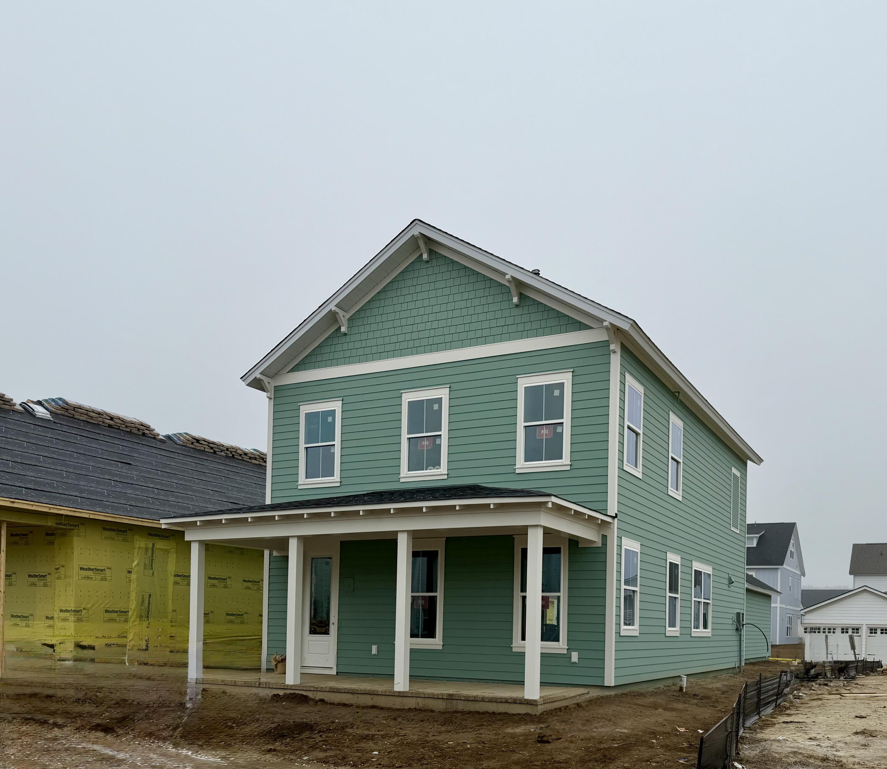 709 Rumbling Leaf Lane