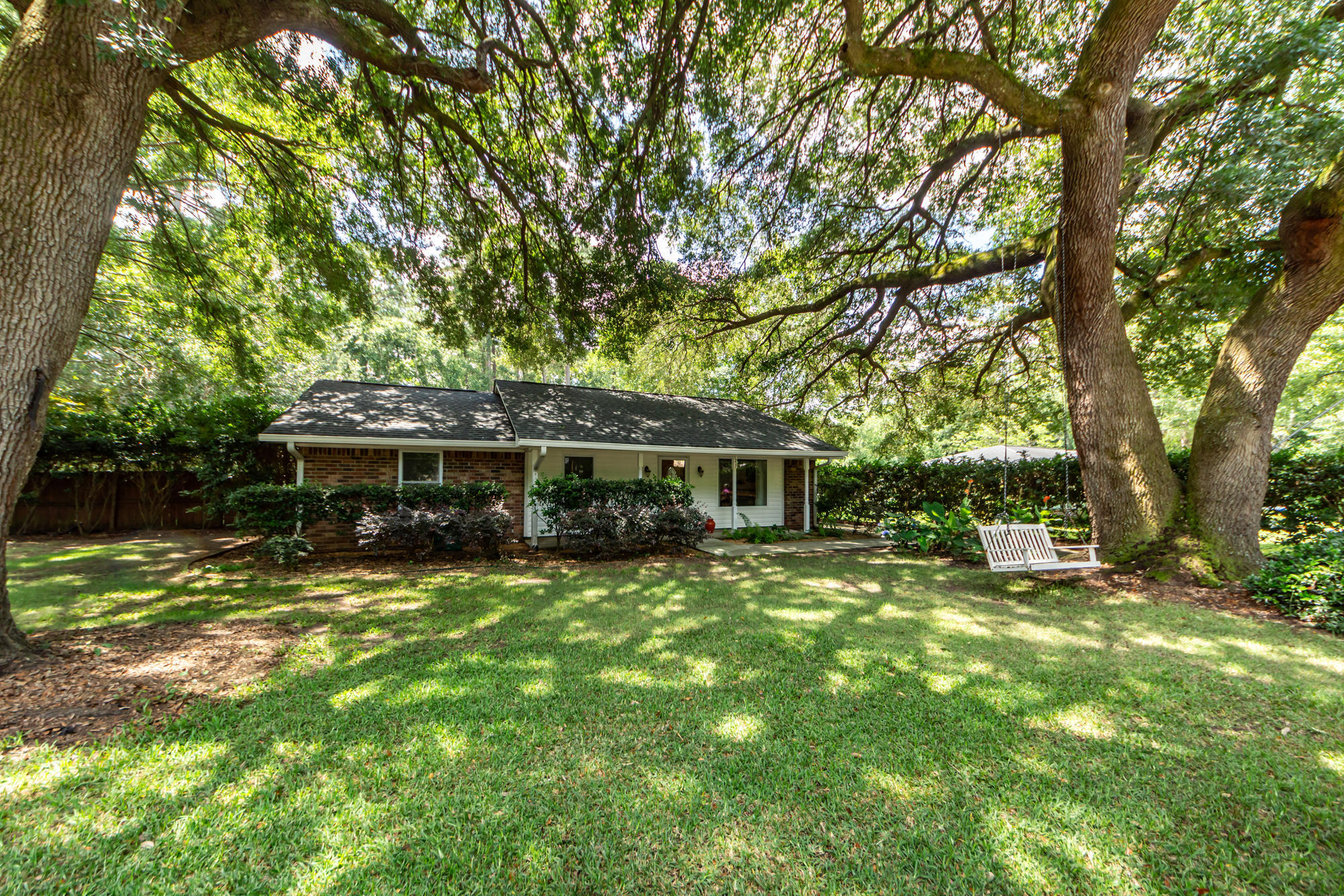 5717 San Flora Avenue