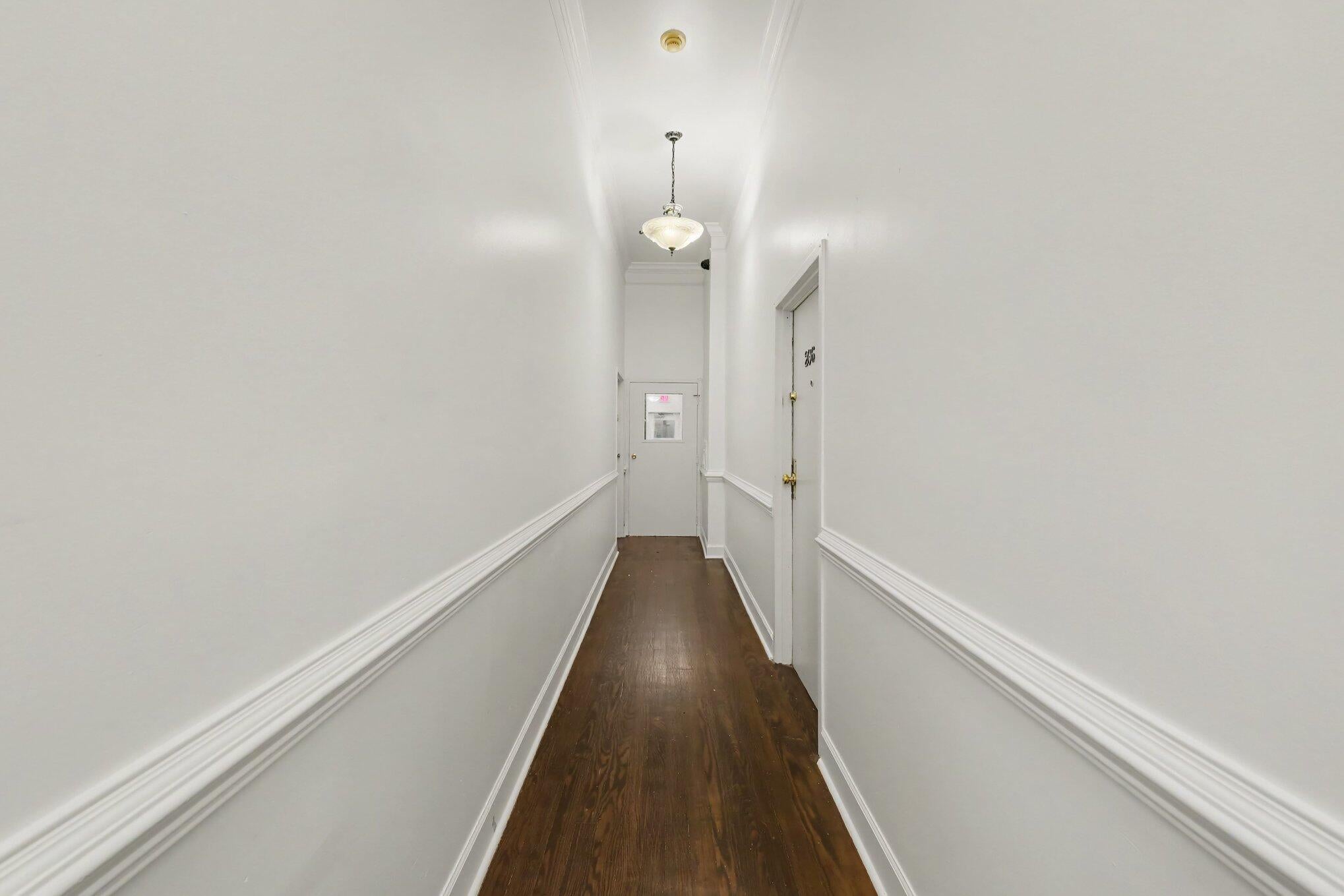 350 King Street 207