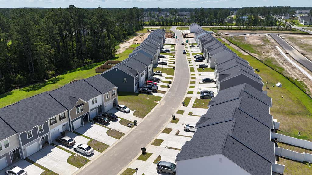 Photo of 125 Cotton Leaf Boulevard #68, Summerville, SC 29486 (MLS # 26023182)