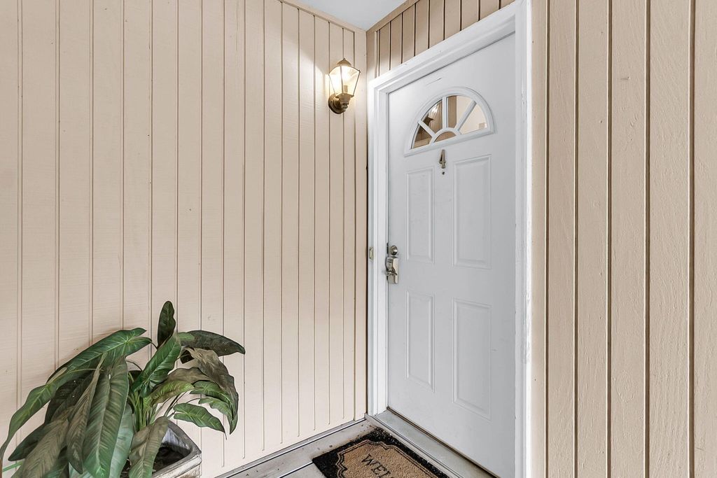 Photo of 91 Ashley Hall Plantation Rd #4, Charleston, SC 29407 (MLS # 26007013)