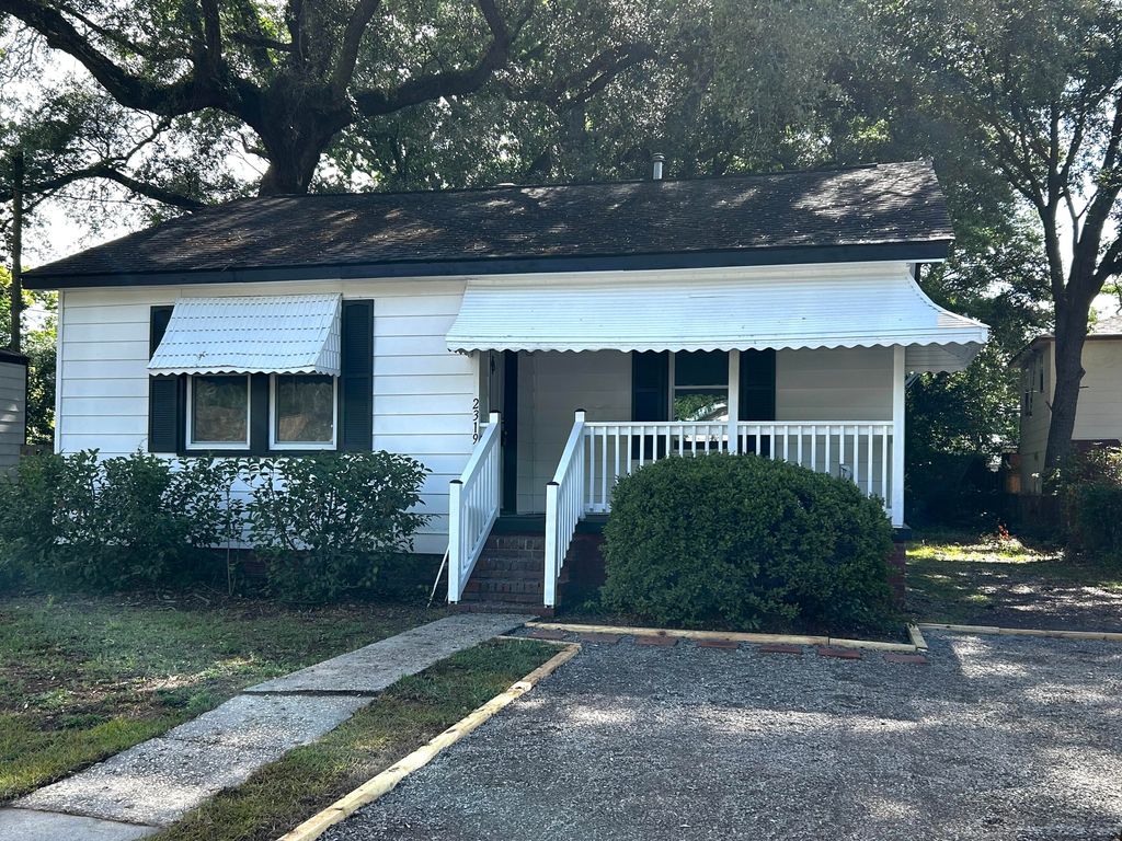 Photo of 2319 Kent Avenue, North Charleston, SC 29405 (MLS # 26013538)