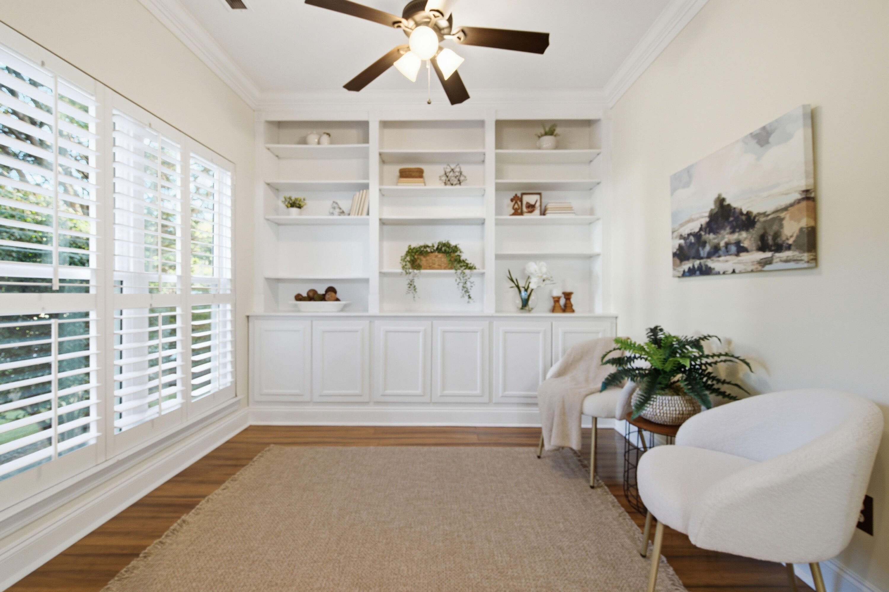 305 Gleneagles Drive