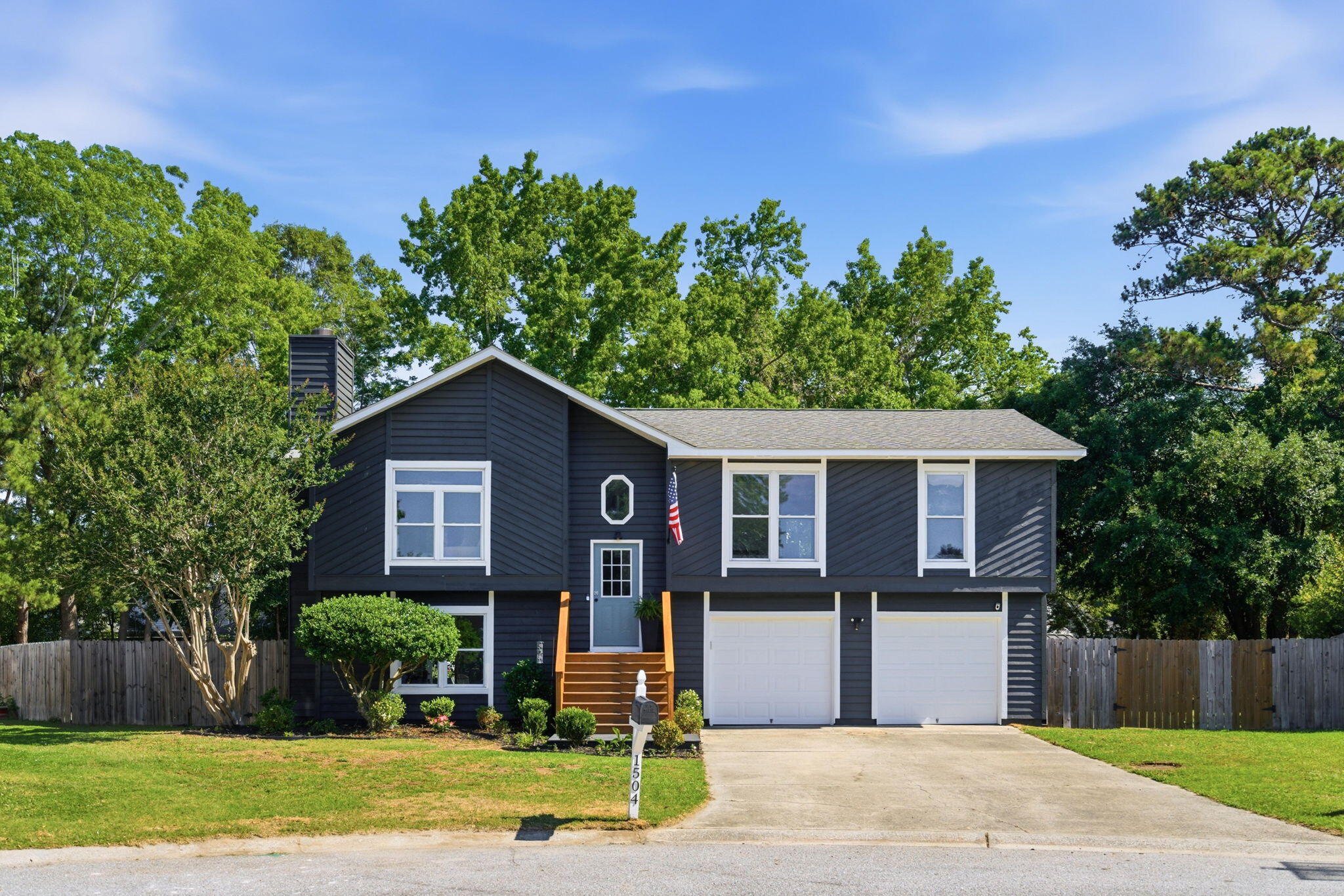 1504 Canton Square