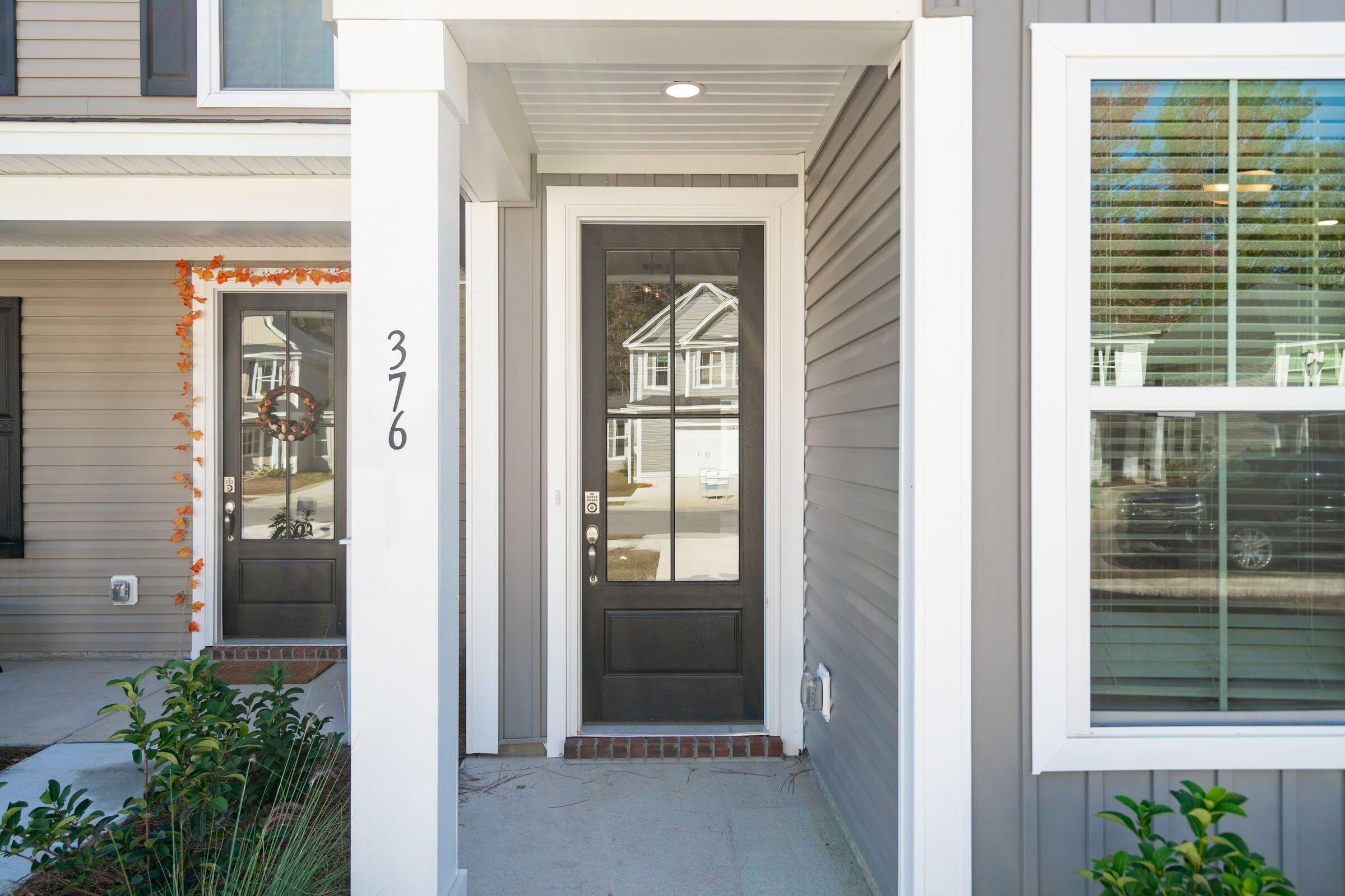 818 Alma Square Drive