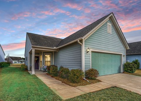 A home in Summerville