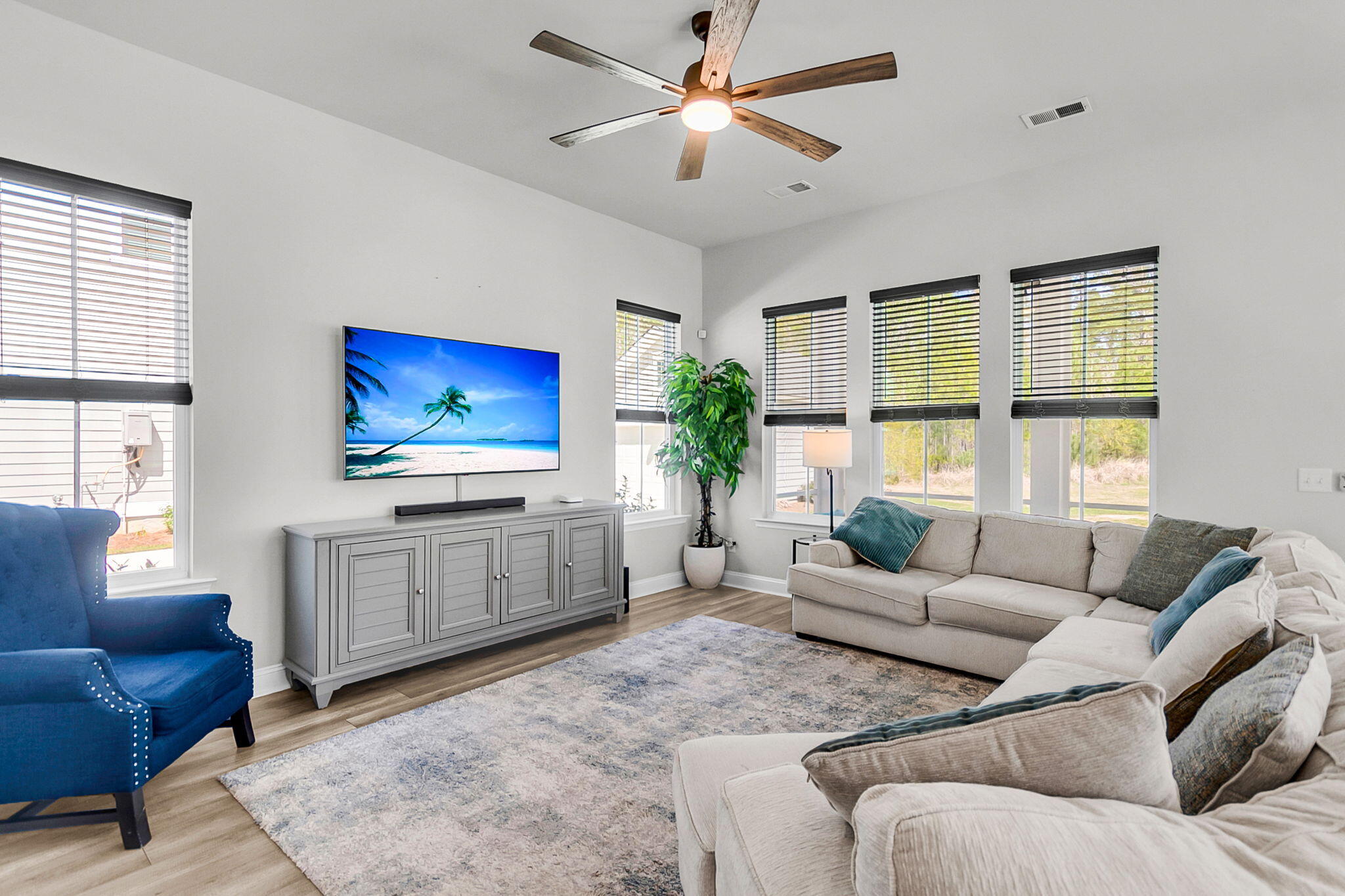 399 Woodgate Way