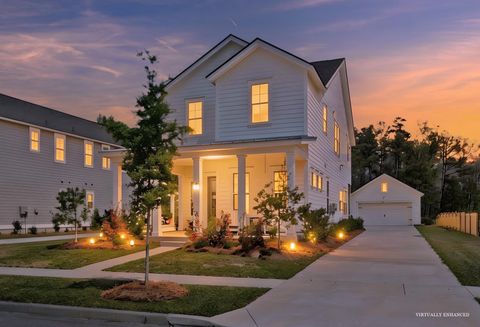 Photo of 399 Woodgate Way, Summerville, SC 29485 (MLS # 26008362)