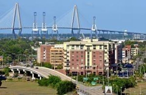 150 Bee Street 516 Charleston SC 29401